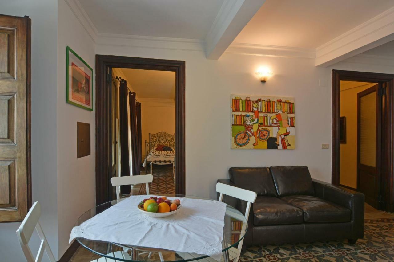 B&B Di Charme Camelie Palazzo Nicotra Riposto Kültér fotó