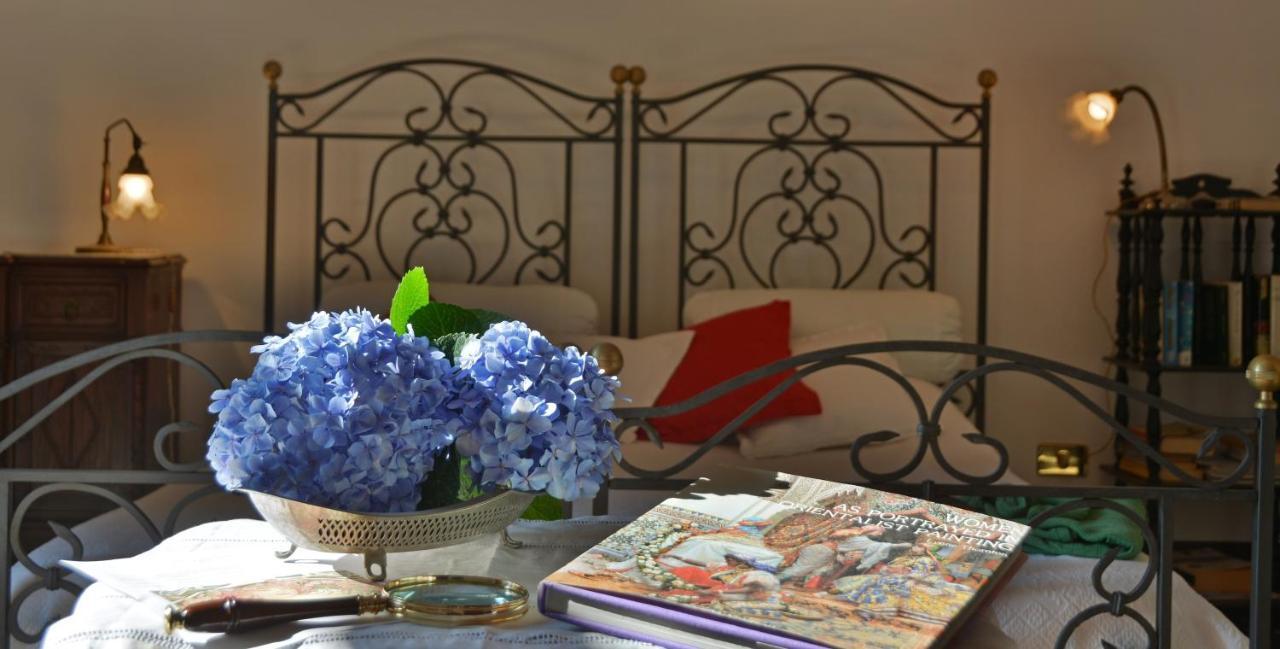 B&B Di Charme Camelie Palazzo Nicotra Riposto Kültér fotó
