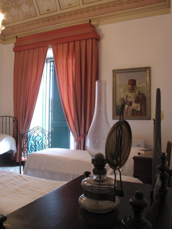 B&B Di Charme Camelie Palazzo Nicotra Riposto Kültér fotó